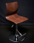 hocker_bar_barhocker_krokodil_leder_braun_tresenhocker_stuhl_1.jpg