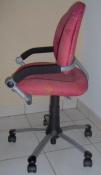 ergonomischer-kinderstuhl-pink.jpg