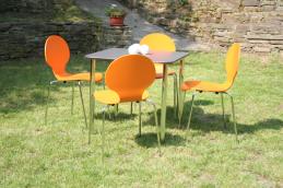 vierer_gruppe_orange_stuhl_vierfu