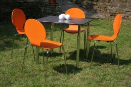 vierer_gruppe_orange_stuhl_vierfu