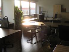 chefzimmer_buero_zebrano_1.jpg